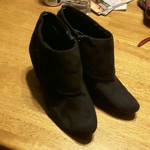 Back Size 8 wedges heels